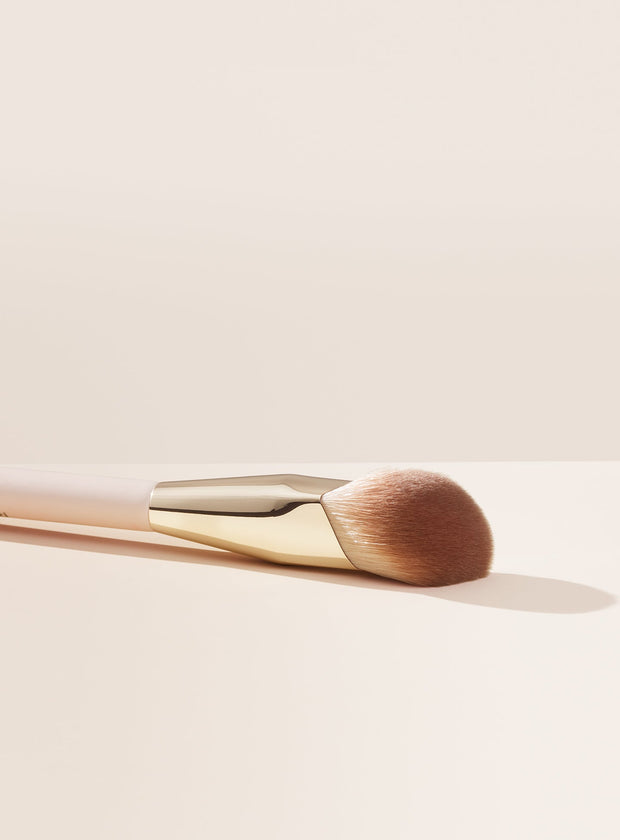 Liquid Touch Foundation Brush